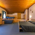 Siera Hof